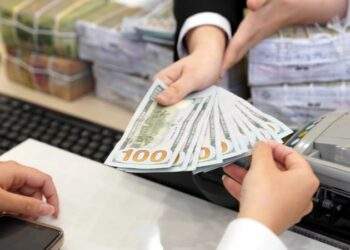 Tỷ giá ngân hàng và chợ đen trái chiều
