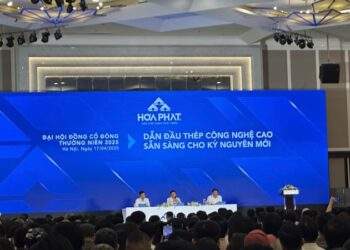 Tỷ phú Trần Đình Long thông tin 'nóng' về HPG sản xuất ray đường sắt tốc độ cao