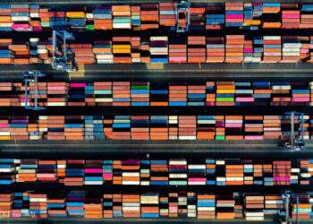 VCCI, AmCham call on US to delay new tariffs on Vietnam's exports