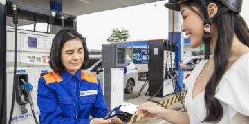 Bất ngờ tăng sốc, hồi hộp chờ điều chỉnh vào ngày mai