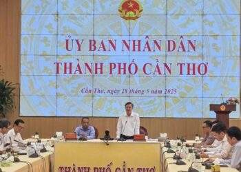 Cần Thơ, Sóc Trăng và Hậu Giang họp bàn về chỉ tiêu phát triển kinh tế - xã hội giai đoạn 2025 –2030