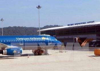 Đề xuất phân cấp địa phương quyết định chủ trương đầu tư mở rộng sân bay Phú Quốc