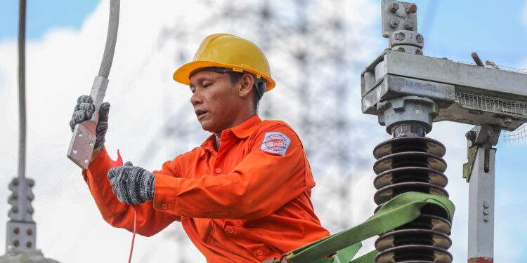 Giá điện hiện nay có 3 bất cập lớn