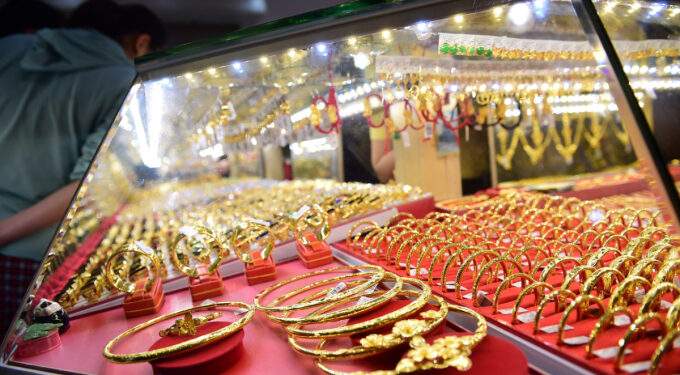 Gold price inches up - VnExpress International