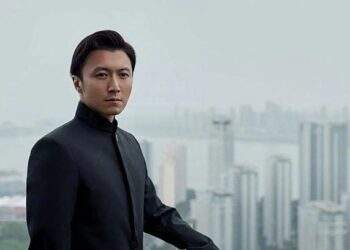 Hong Kong property slump hits real estate owned by celebrities and tycoons, including Nicholas Tse and Stanley Ho’s family