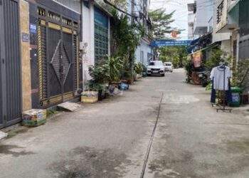 Nhà trong ngõ, hẻm khu vực nào đang hạ giá?