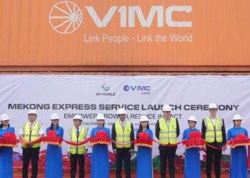 Ra mắt tuyến vận tải Mekong Express giúp rút ngắn 70% thời gian, tăng kết nối chuỗi cung ứng miền Nam