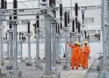 Tăng giá bán lẻ điện bình quân thêm 4,8%
