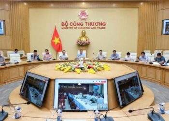 Tăng tốc giải phóng mặt bằng cho các dự án truyền tải điện quan trọng