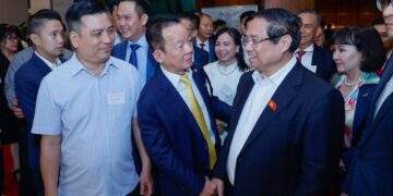 Thủ tướng Chính phủ đối thoại với các doanh nhân ngay tại hội nghị quán triệt và triển khai Nghị quyết 68