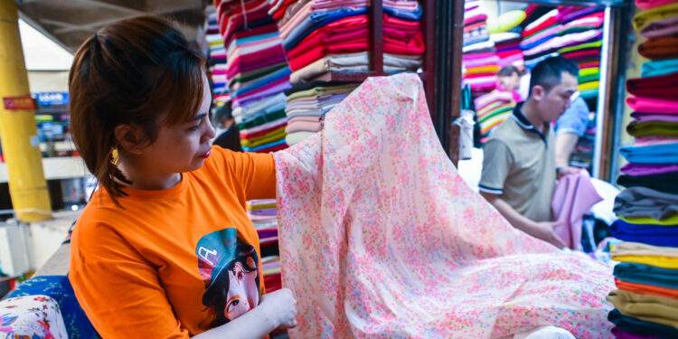 Xoá bỏ hình thức thuế khoán đối với hộ kinh doanh chậm nhất trong năm 2026