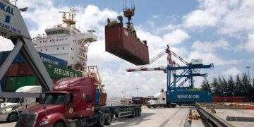 Xuất nhập khẩu đạt trên 313 tỷ USD, khu vực FDI chiếm ưu thế