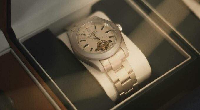 450 fake Rolex watches smuggled from China seized at border