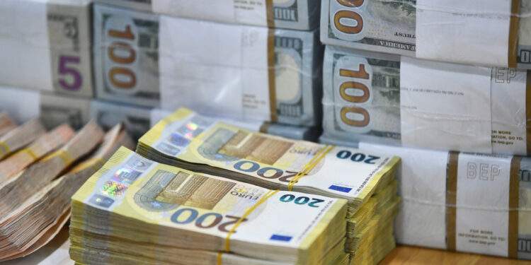 Chân dung thành viên ồn ào của liên minh muốn chi 100 tỷ USD làm đường sắt