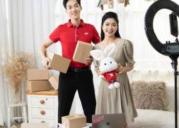 Chương trình tri ân khách hàng của J&T Express đã thu hút đông đảo khách hàng tham gia