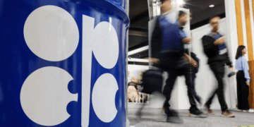 Đằng sau việc OPEC+ tăng sản lượng dầu trước khi Israel tấn công Iran