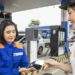 Dầu thô bất ngờ trượt dốc, chiều nay giá xăng dầu trong nước khó lường