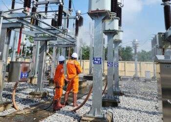 EVNNPC lý giải nguyên nhân tiêu thụ điện 'tăng đột biến', kêu gọi tiết kiệm điện
