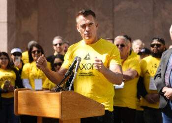 How a maker of stun guns becomes US’ highest paid CEO