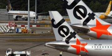 Jetstar Asia’s 500 Singapore-based staff to get 4 weeks' salary per year of service as airline shuts down