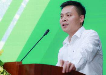 Lãng phí hàng chục GW điện sạch vì phải “xếp hàng” chờ phê duyệt