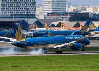 No Vietnamese carriers fly through Israeli, Iranian airspace