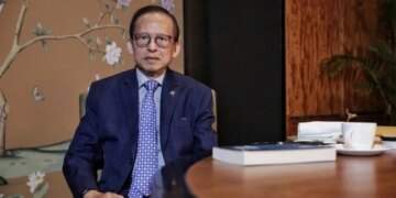 Singapore billionaire Kwek family’s CDL to sell $2.1B office complex to reduce debt, restore investor confidence after public father-son feud