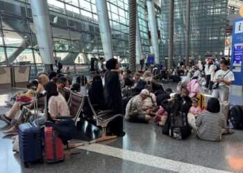 Singapore-bound travelers among thousands stranded at one of world’s busiest airports