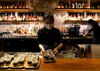 Starbucks to lower prices in China as competition heats up