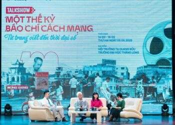  Tấm áo thời đại không che lấp giá trị cốt lõi của báo chí