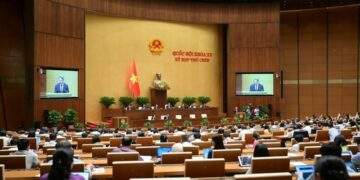 Thông qua cơ chế đặc biệt xử lý khó khăn do quy định của pháp luật