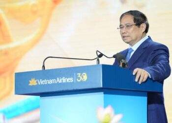 Thủ tướng Phạm Minh Chính: "Vietnam Airlines phải “bay cao, vươn xa, trải dài trên khắp 5 châu 4 biển”