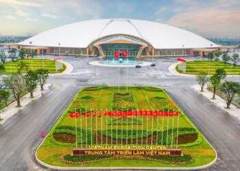 Từ khu đất hoang đến công trình biểu tượng