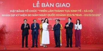 Vingroup bàn giao mặt bằng Trung tâm Triển lãm Việt Nam nhân dịp kỷ niệm 80 năm ngày Quốc khánh