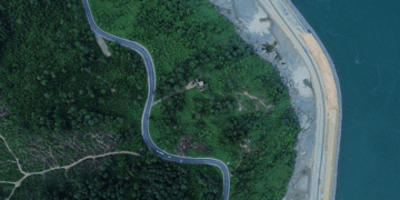 Vinpearl resorts of Vietnam's richest man Pham Nhat Vuong breaks ground on $1.7B tourism complex in Da Nang