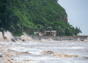 Bão số 3 suy yếu, mưa lớn khiến hơn 100 nghìn ha lúa bị ngập úng