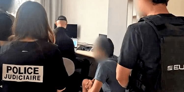 Bắt nghi phạm điều hành diễn đàn tin tặc XSS.is khét tiếng