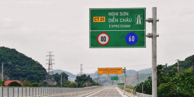 Bộ Tài chính nói gì khi bị phê bình việc báo cáo vụ Tập đoàn Sơn Hải trượt thầu?