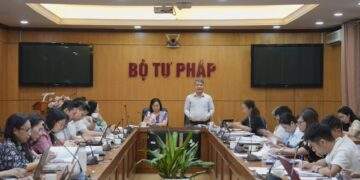 Bộ Tư pháp thẩm định Luật Thương mại điện tử