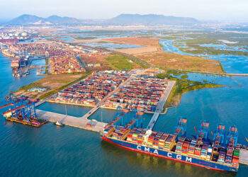 Bộ Xây dựng ủng hộ đề xuất cảng tổng hợp và container Cái Mép Hạ