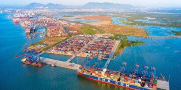Bộ Xây dựng ủng hộ đề xuất cảng tổng hợp và container Cái Mép Hạ