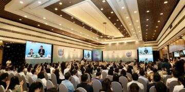 Diễn đàn Tăng trưởng Kinh tế Việt Nam 2025: Giải pháp chiến lược giúp Việt Nam đạt tăng trưởng từ 10% trở lên