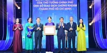 Đồng bộ thể chế, tăng tốc số hóa tạo “đòn bẩy” đưa thị trường chứng khoán bứt phá