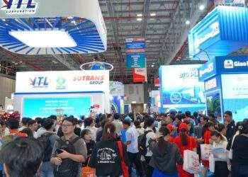 Đông nghẹt người dự triển lãm về logistics ở TP.HCM
