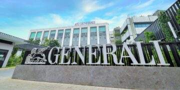 Generali Việt Nam sát cánh cùng gia đình các nạn nhân vụ lật tàu Hạ Long