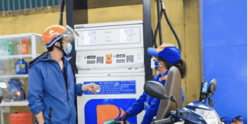 Giá xăng dầu hôm nay 22/6: Biến động khó lường