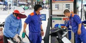 Giá xăng dầu hôm nay 23/7: Giảm mạnh nhất tuần
