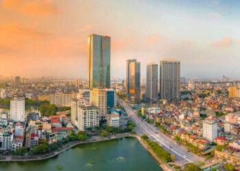 Hà Nội “ra quân” cho chiến dịch 45 ngày đêm hỗ trợ chuyển đổi số tại 126 xã, phường 