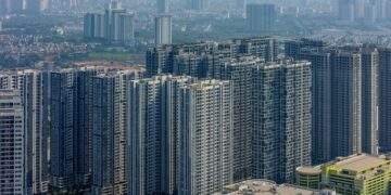 Hanoians cannot find new apartments for under $2,300 per square meter