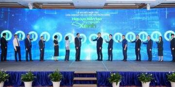 Hé mở 12 ngân hàng, tổ chức tài chính nhập cuộc hỗ trợ người dân Hà Nội chuyển sang xe điện